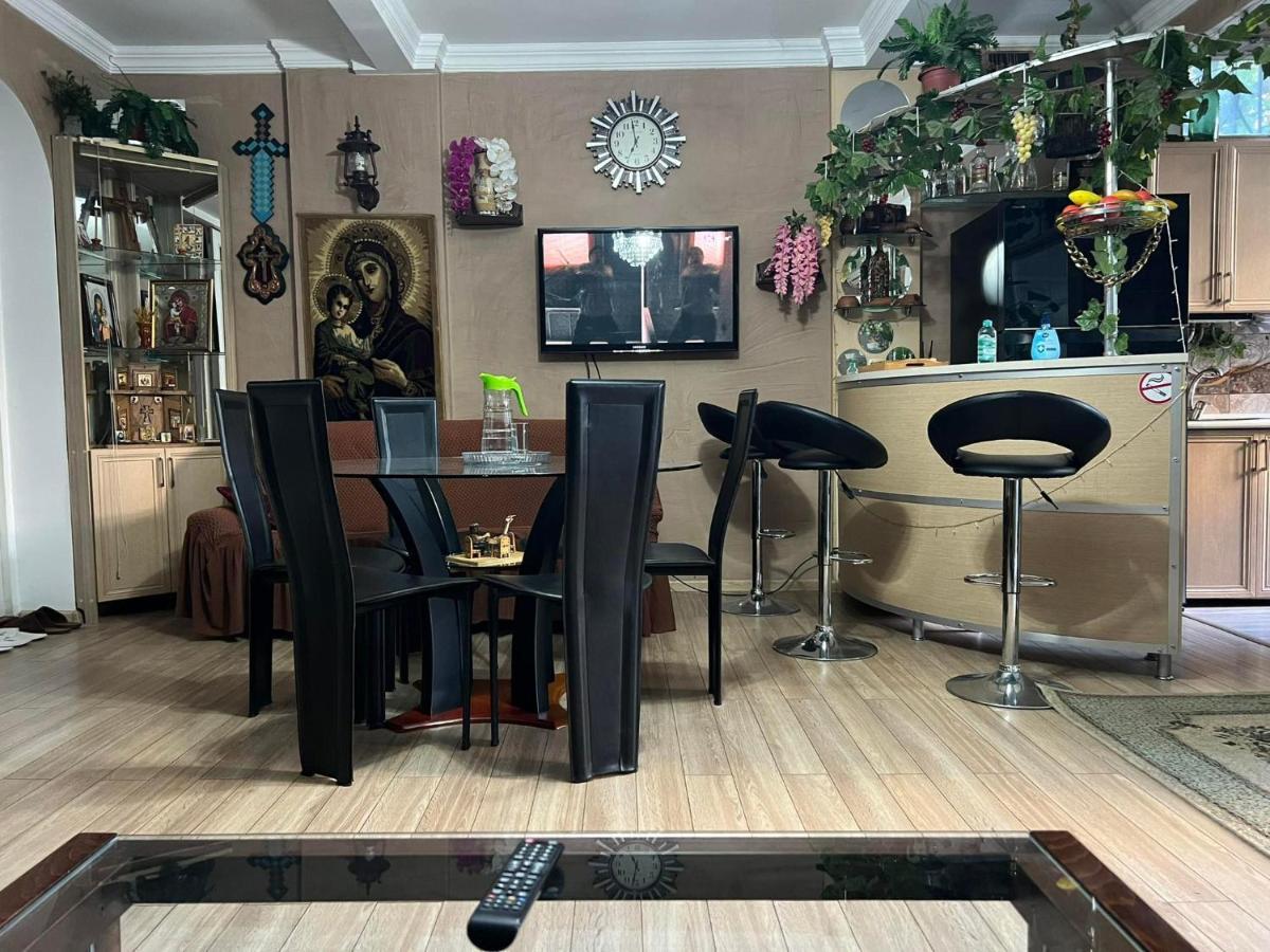3 Room Flat In تبليسي المظهر الخارجي الصورة