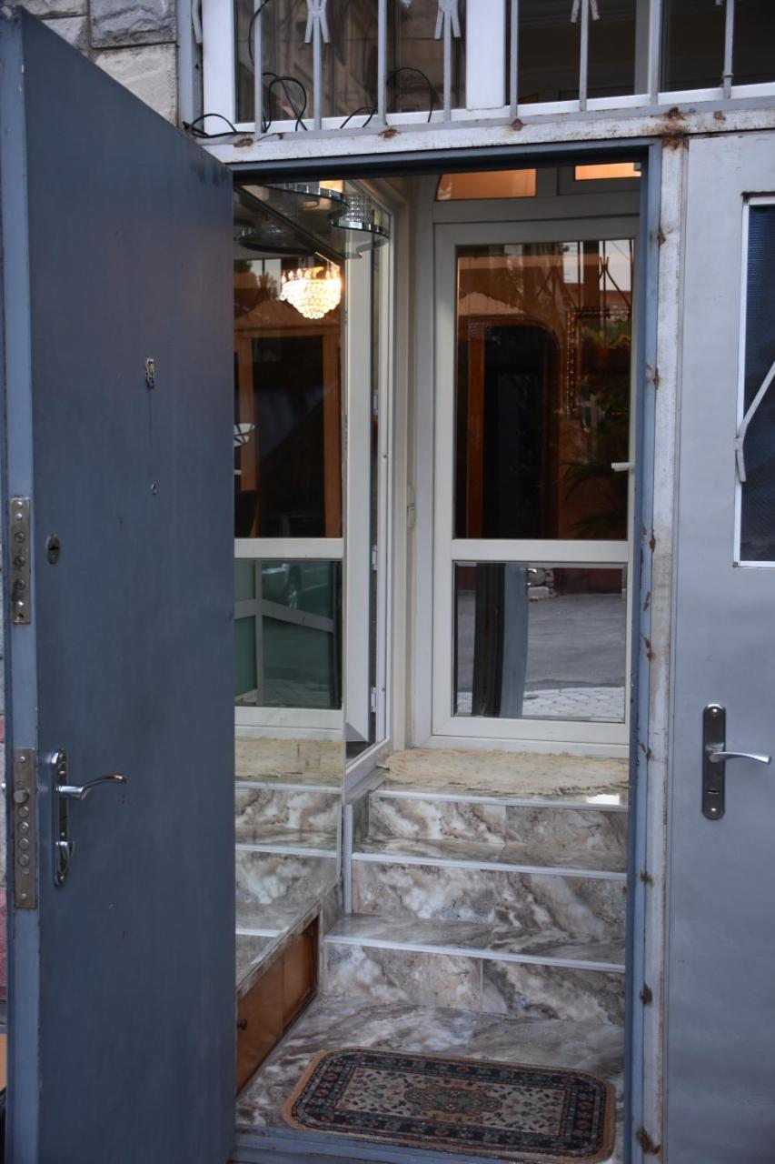 3 Room Flat In تبليسي المظهر الخارجي الصورة